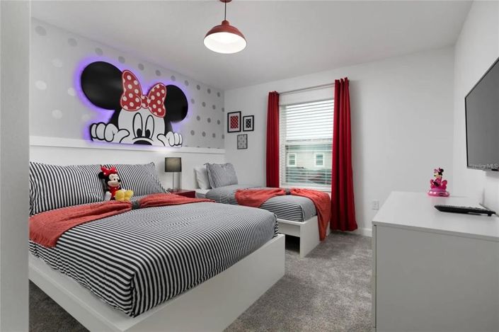 Image No.16-4 Bed Townhouse for sale