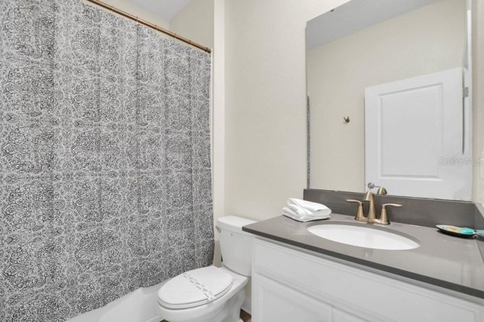 Image No.26-5 Bed House for sale