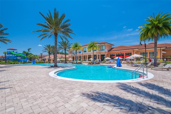 Image No.55-2 Bed Townhouse for sale