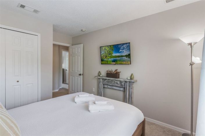 Image No.15-3 Bed Townhouse for sale