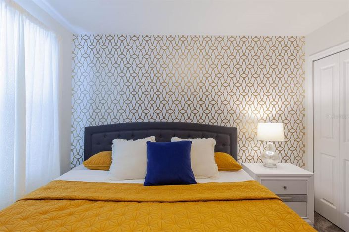 Image No.32-6 Bed House for sale