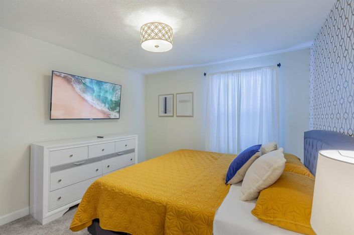 Image No.34-6 Bed House for sale