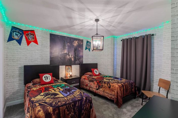 Image No.42-6 Bed House for sale