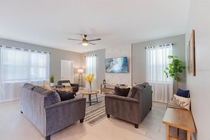 Image No.7-6 Bed House for sale