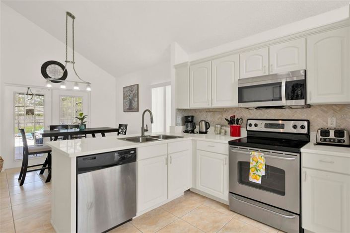 Image No.7-4 Bed House for sale