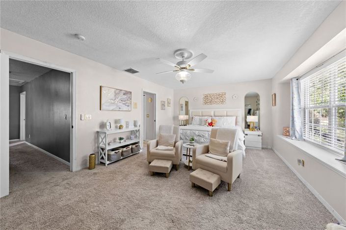 Image No.48-5 Bed House for sale