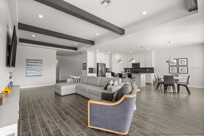 Image No.13-4 Bed House for sale