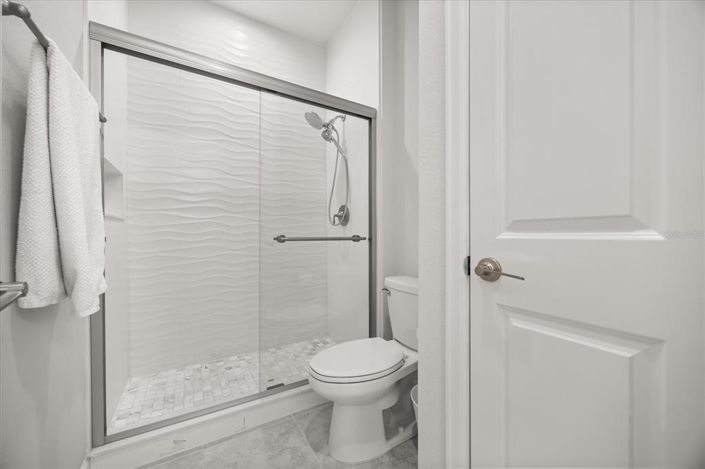 Image No.19-4 Bed House for sale