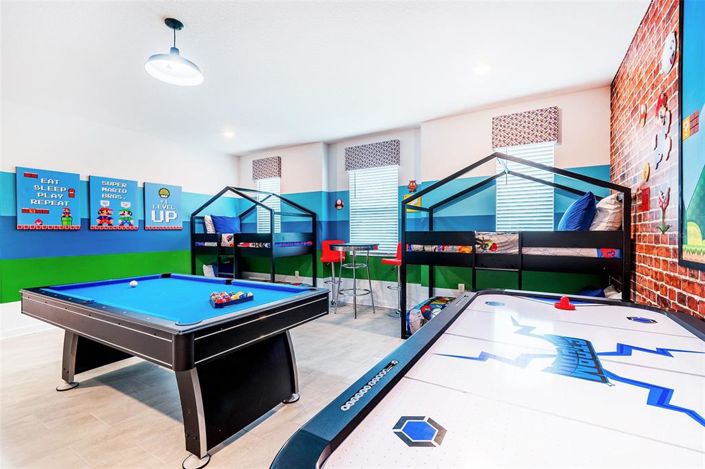 Image No.15-8 Bed House for sale