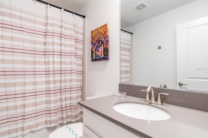 Image No.28-8 Bed House for sale