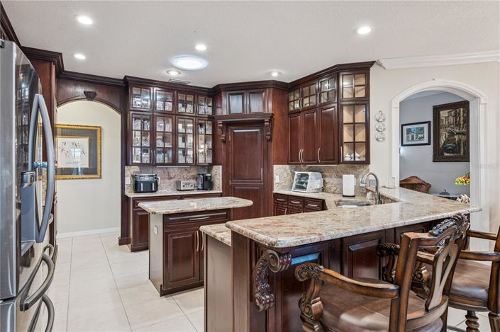 Image No.10-4 Bed House for sale