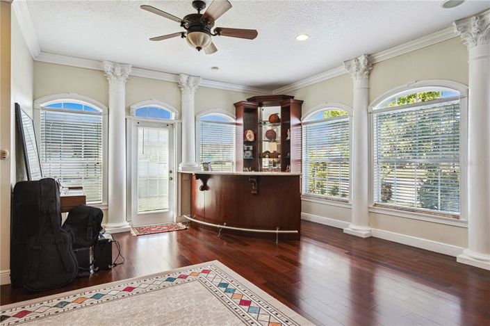 Image No.15-4 Bed House for sale