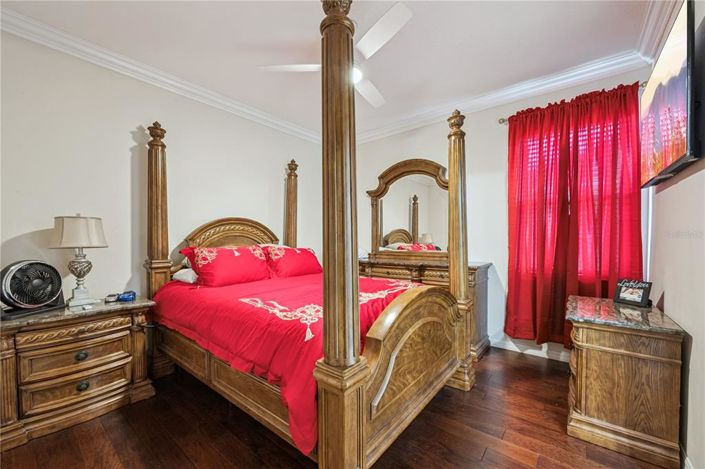 Image No.22-4 Bed House for sale