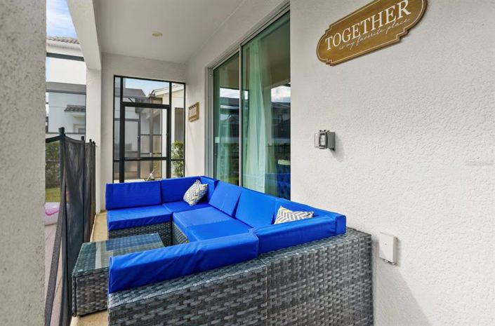 Image No.19-6 Bed House for sale