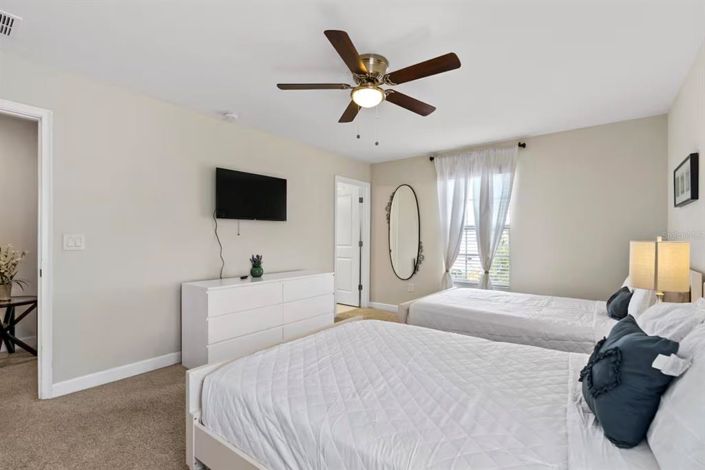 Image No.25-6 Bed House for sale