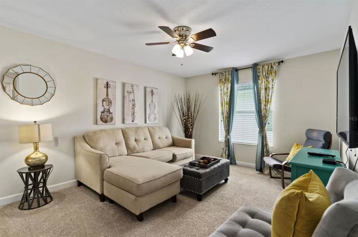 Image No.30-6 Bed House for sale