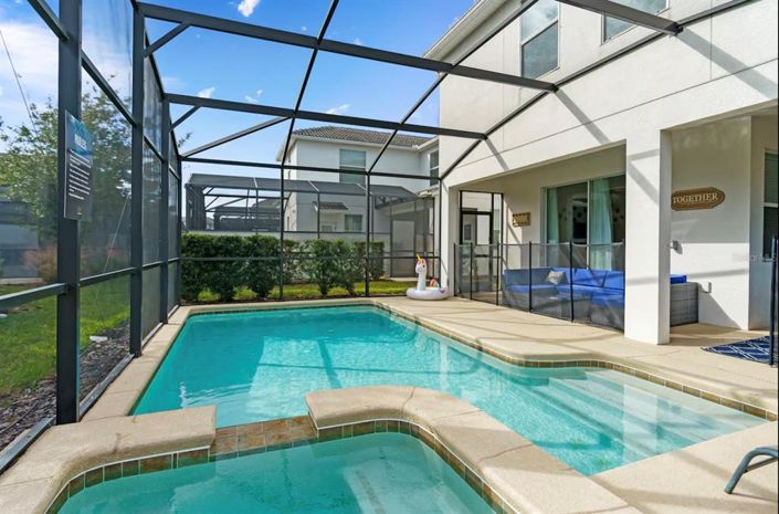 Image No.36-6 Bed House for sale