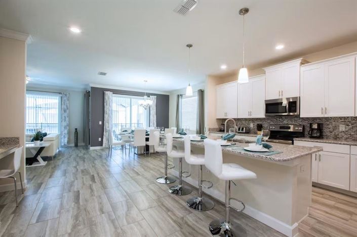 Image No.3-6 Bed House for sale