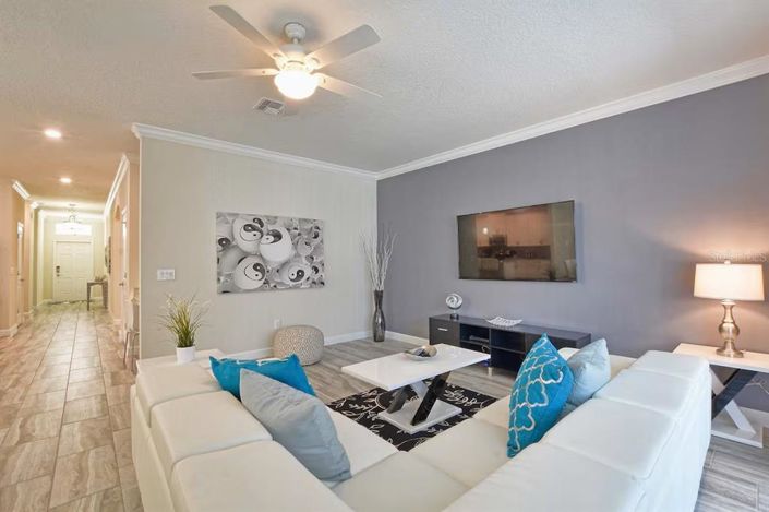 Image No.7-6 Bed House for sale