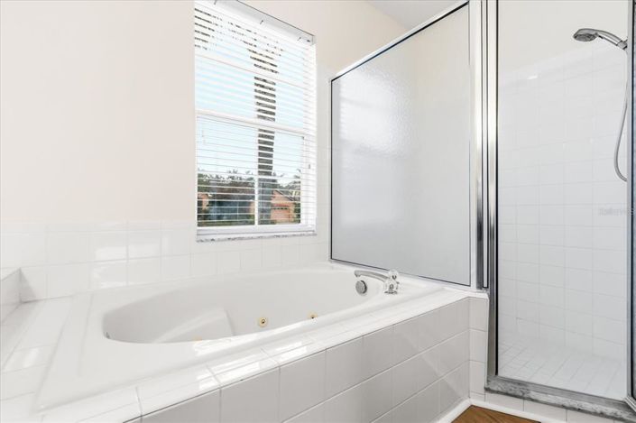 Image No.18-3 Bed House for sale