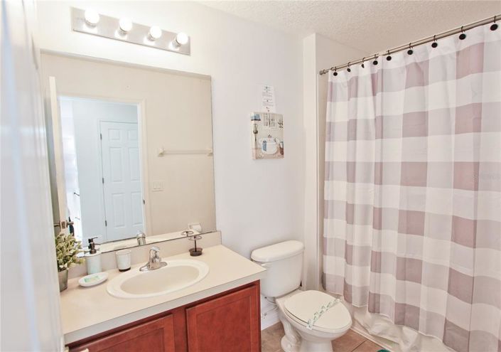 Image No.11-4 Bed Townhouse for sale