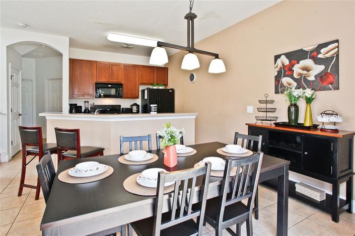 Image No.5-4 Bed Townhouse for sale