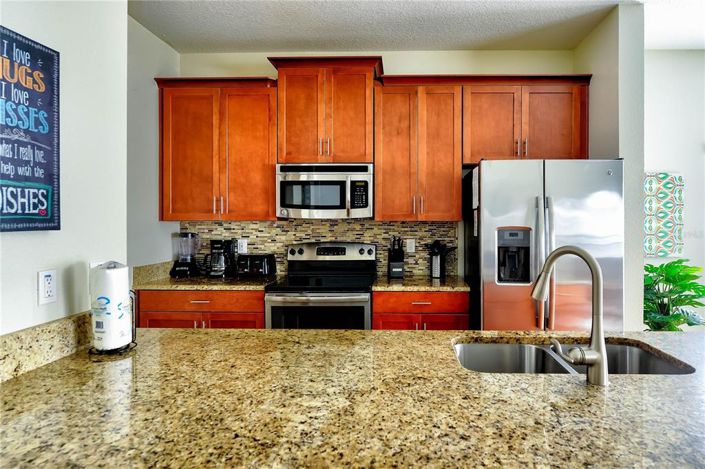 Image No.9-5 Bed Townhouse for sale