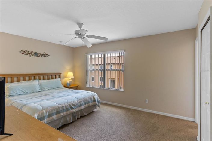 Image No.22-4 Bed Townhouse for sale