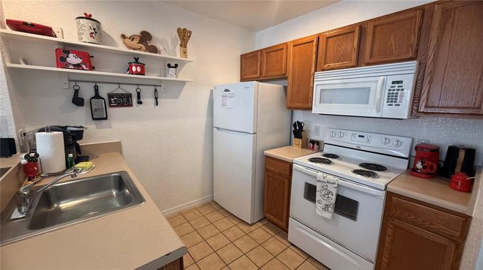 Image No.13-3 Bed Townhouse for sale