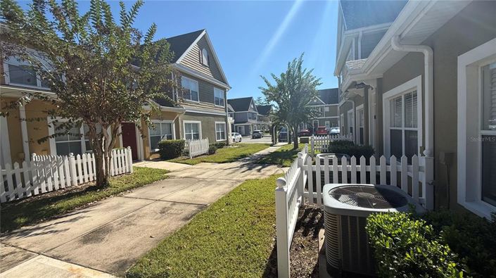 Image No.2-3 Bed Townhouse for sale