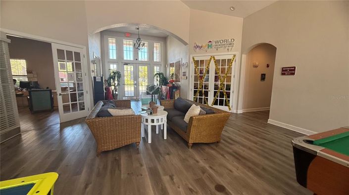 Image No.37-3 Bed Townhouse for sale