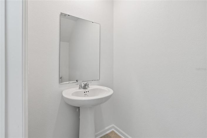 Image No.18-5 Bed House for sale