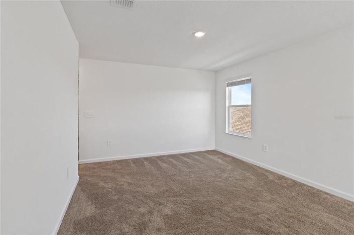 Image No.19-5 Bed House for sale