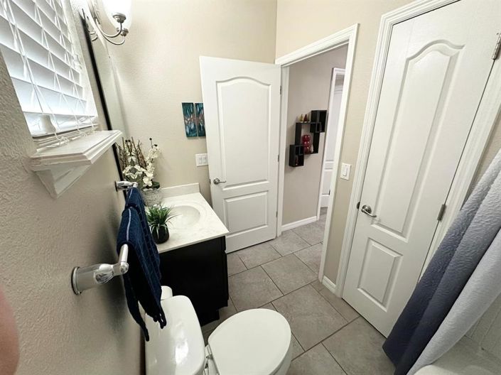 Image No.25-3 Bed House for sale