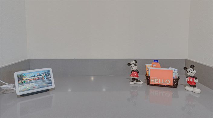 Image No.18-6 Bed House for sale