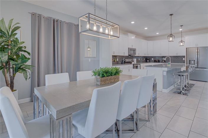 Image No.19-6 Bed House for sale