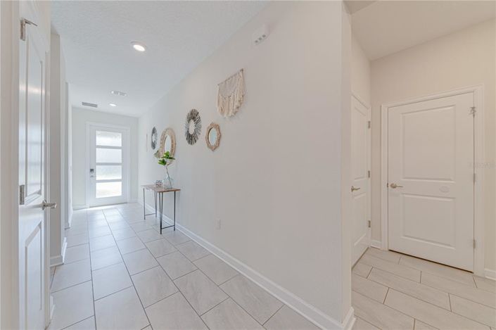 Image No.3-6 Bed House for sale