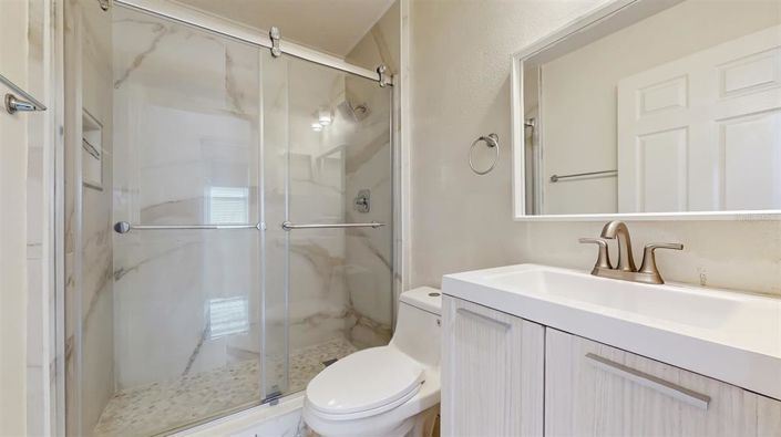 Image No.22-4 Bed House for sale