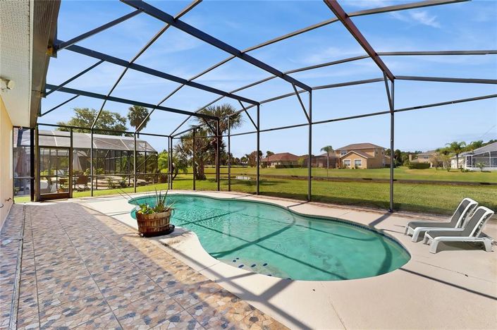 Image No.26-4 Bed House for sale