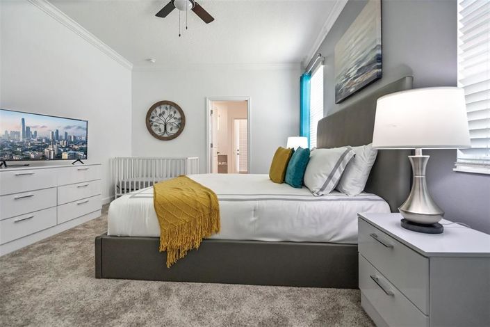 Image No.15-8 Bed House for sale