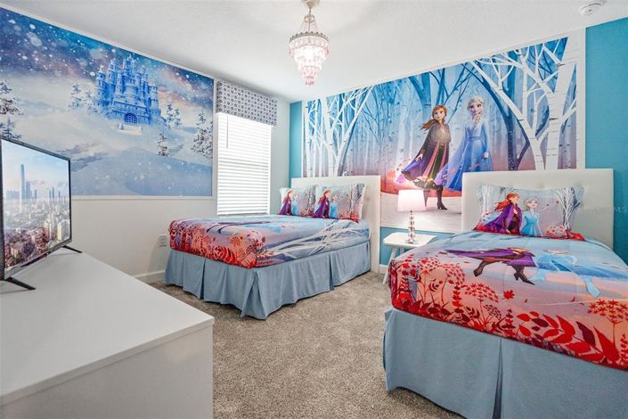 Image No.17-8 Bed House for sale