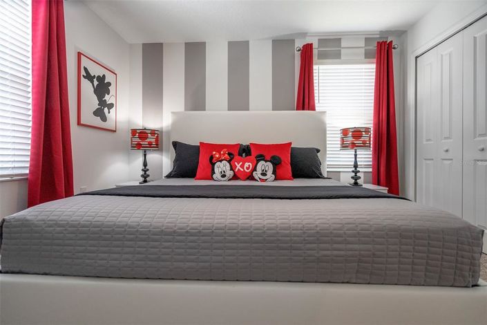 Image No.29-8 Bed House for sale