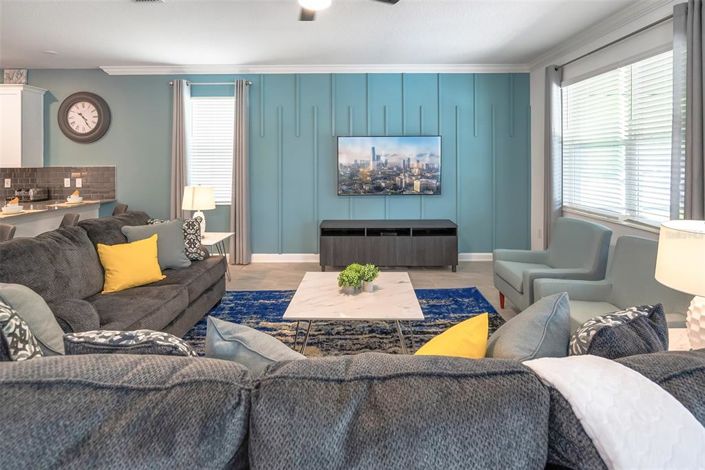 Image No.9-8 Bed House for sale