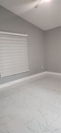 Image No.14-3 Bed House for sale