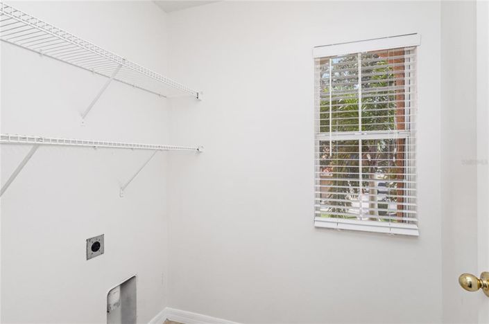 Image No.11-3 Bed Townhouse for sale