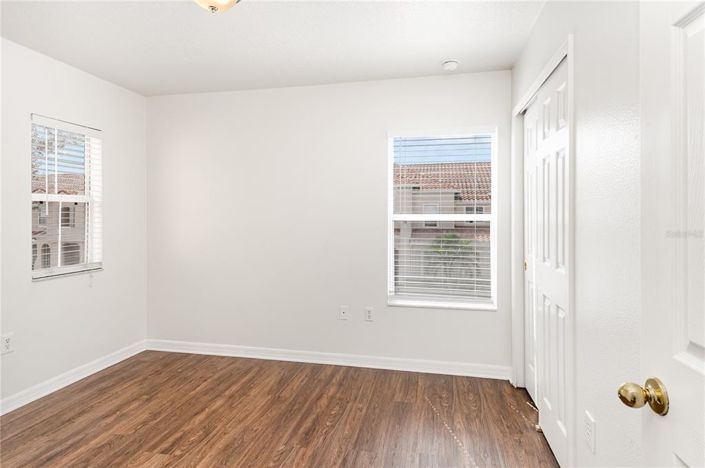 Image No.14-3 Bed Townhouse for sale