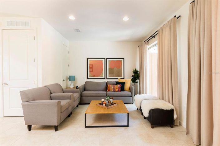 Image No.6-2 Bed Townhouse for sale