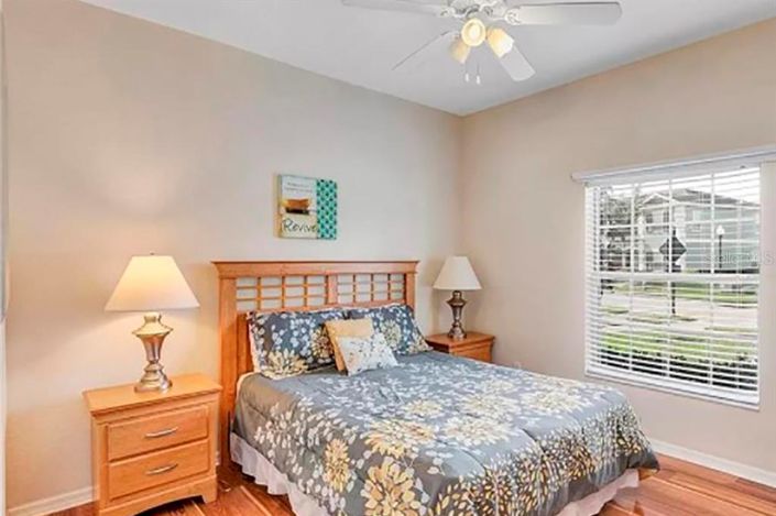 Image No.9-5 Bed Townhouse for sale