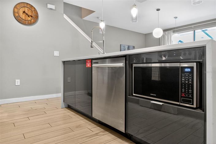 Image No.14-4 Bed Townhouse for sale