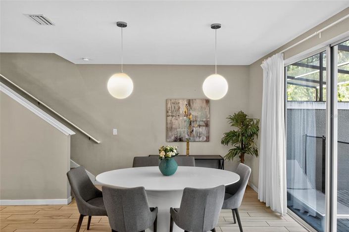 Image No.29-4 Bed Townhouse for sale